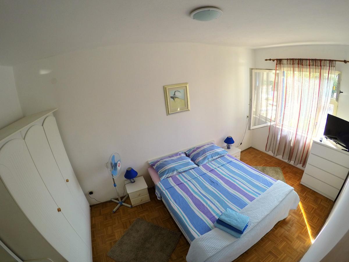 Blue City Apartment'S Repic Biograd Na Moru Exterior photo