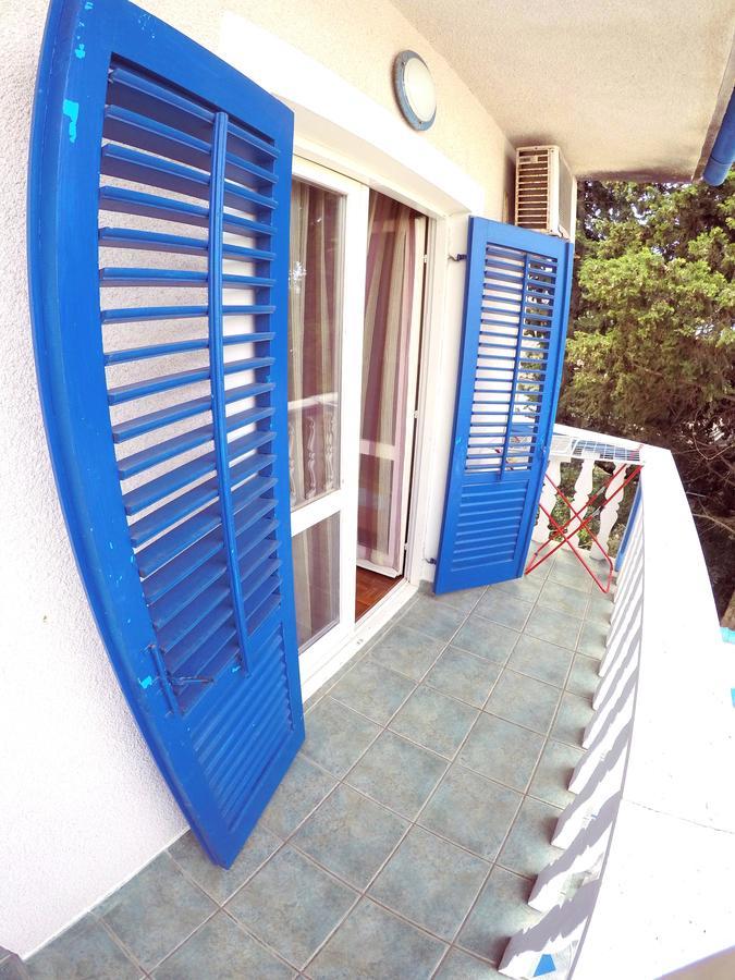 Blue City Apartment'S Repic Biograd Na Moru Exterior photo